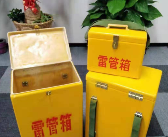 萝北玻璃钢雷管箱有哪些特点